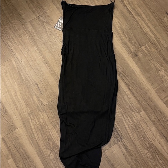 Express Strapless asymmetrical dress - Picture 2 of 5